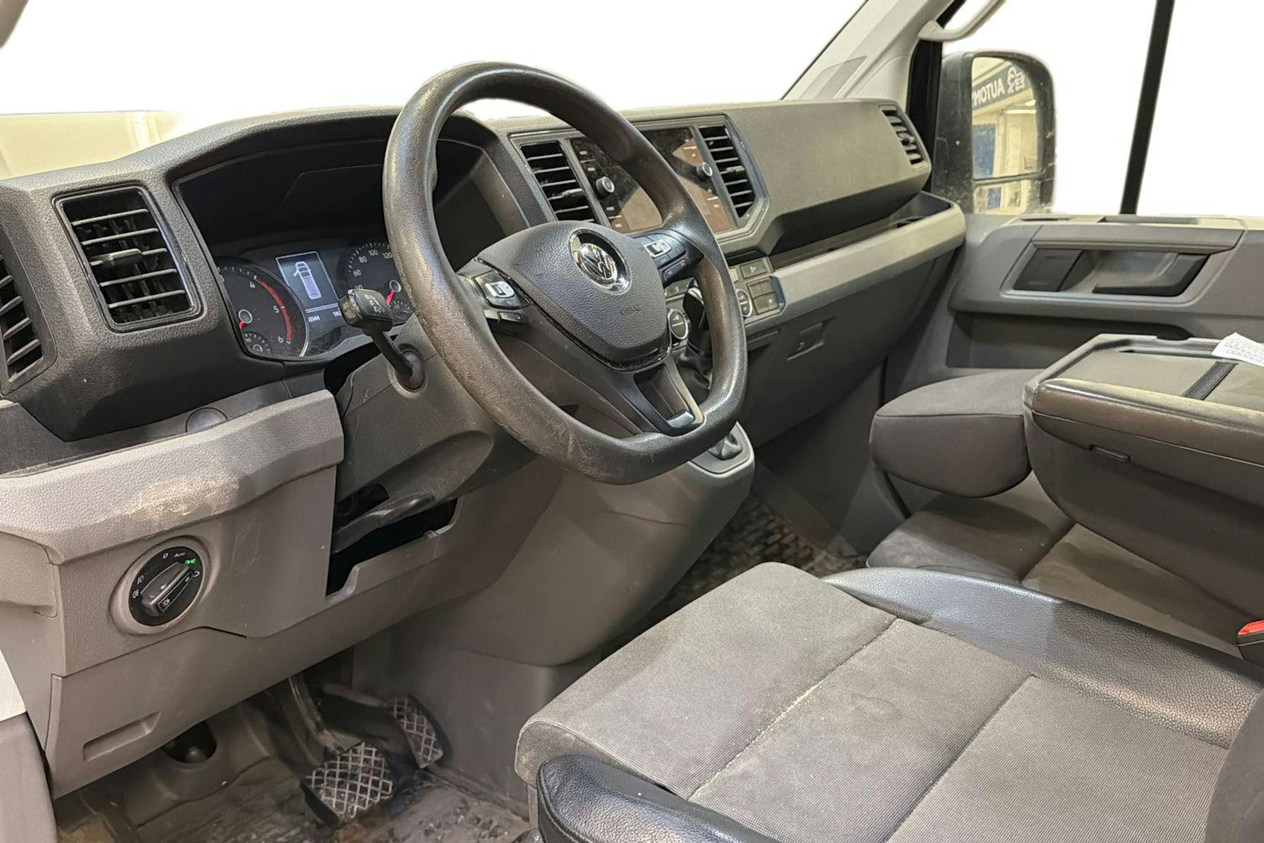 musta Volkswagen Crafter 2022 kuva 3.