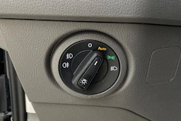 musta Volkswagen Crafter 2022 kuva 18.