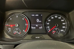 musta Volkswagen Crafter 2022 kuva 19.