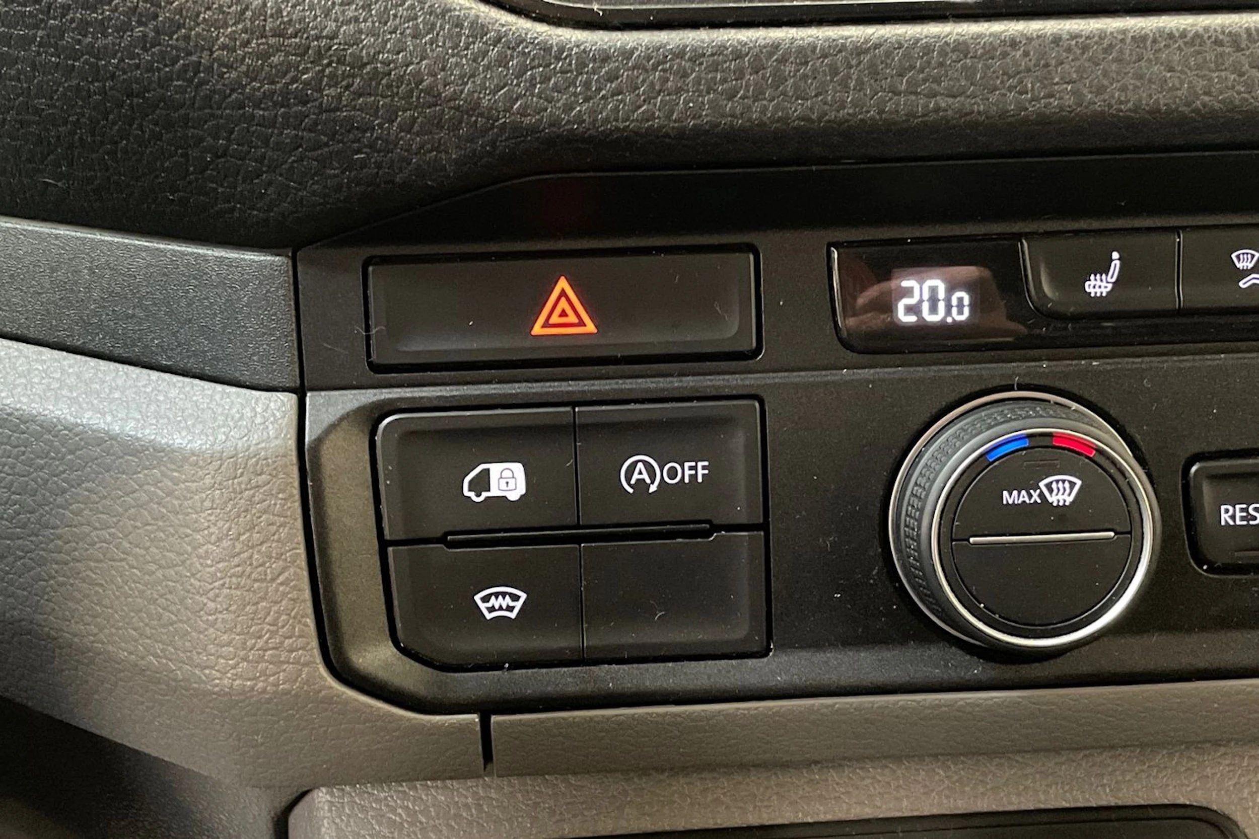 musta Volkswagen Crafter 2022 kuva 23.