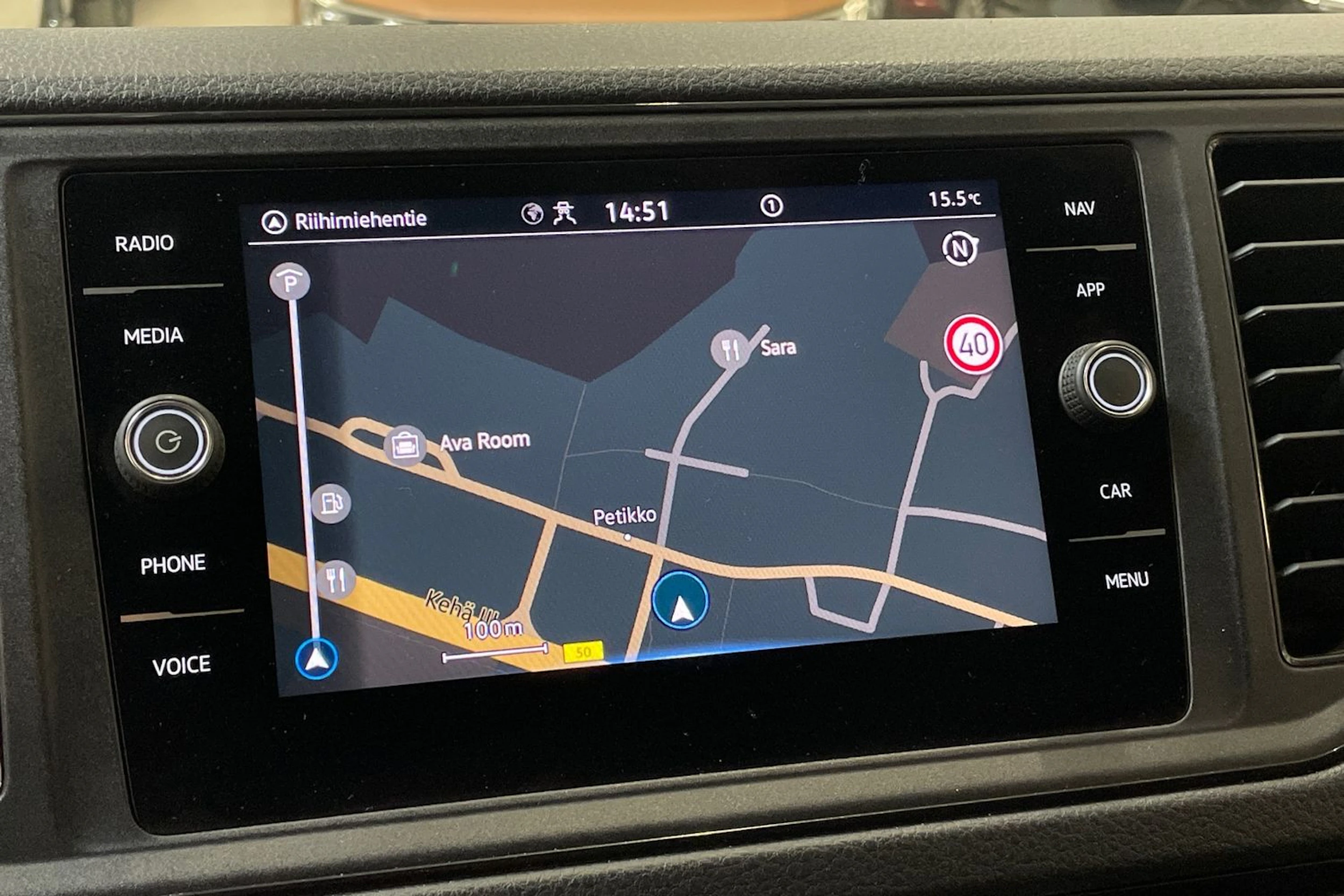 musta Volkswagen Crafter 2022 kuva 29.