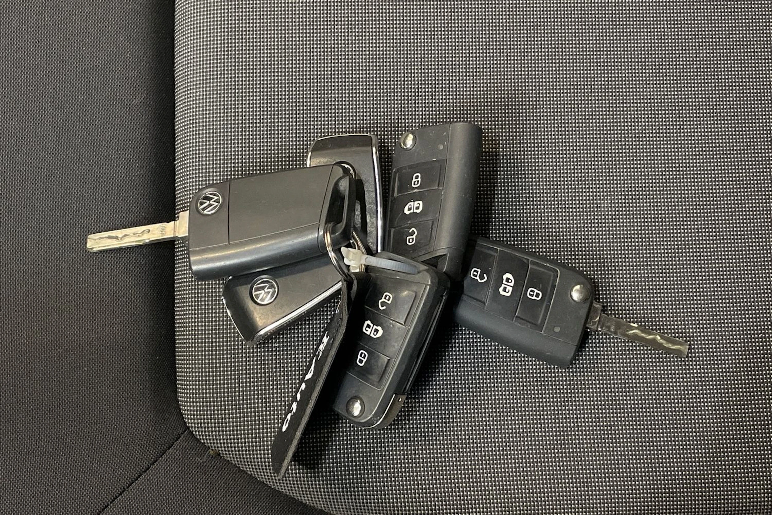 musta Volkswagen Crafter 2022 kuva 31.