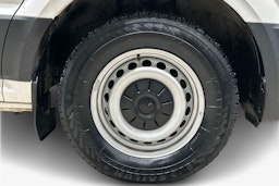 Valkoinen Volkswagen CRAFTER 2022 kuva 12.