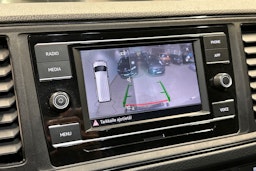 Valkoinen Volkswagen CRAFTER 2022 kuva 19.