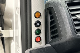 Valkoinen Volkswagen CRAFTER 2022 kuva 22.