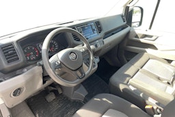 Harmaa Volkswagen CRAFTER 2022 kuva 8.
