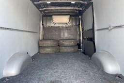 Harmaa Volkswagen CRAFTER 2022 kuva 16.