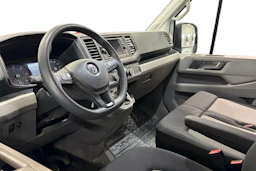 valkoinen Volkswagen Crafter 2022 kuva 3.