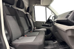 harmaa Volkswagen Crafter 2022 kuva 11.