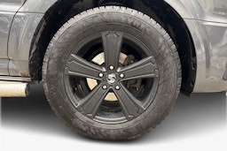 harmaa Volkswagen Crafter 2022 kuva 12.