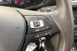 harmaa Volkswagen Crafter 2022 kuva 17.