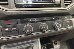 harmaa Volkswagen Crafter 2022 kuva 20.