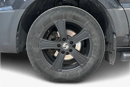 musta Volkswagen Crafter 2022 kuva 11.