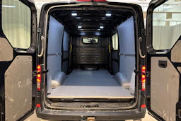 musta Volkswagen Crafter 2022 kuva 14.