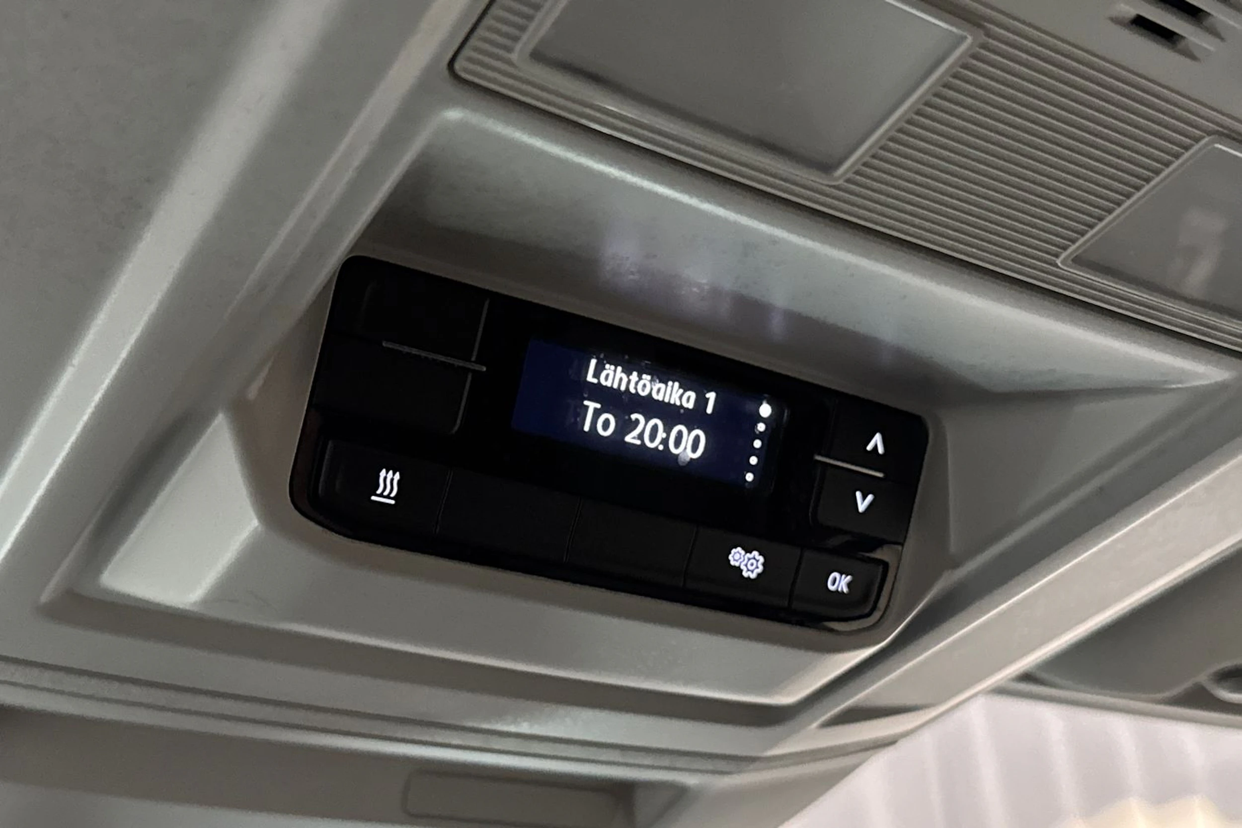 musta Volkswagen Crafter 2022 kuva 23.