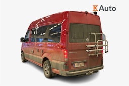 Punainen Volkswagen CRAFTER 2022 kuva 2.