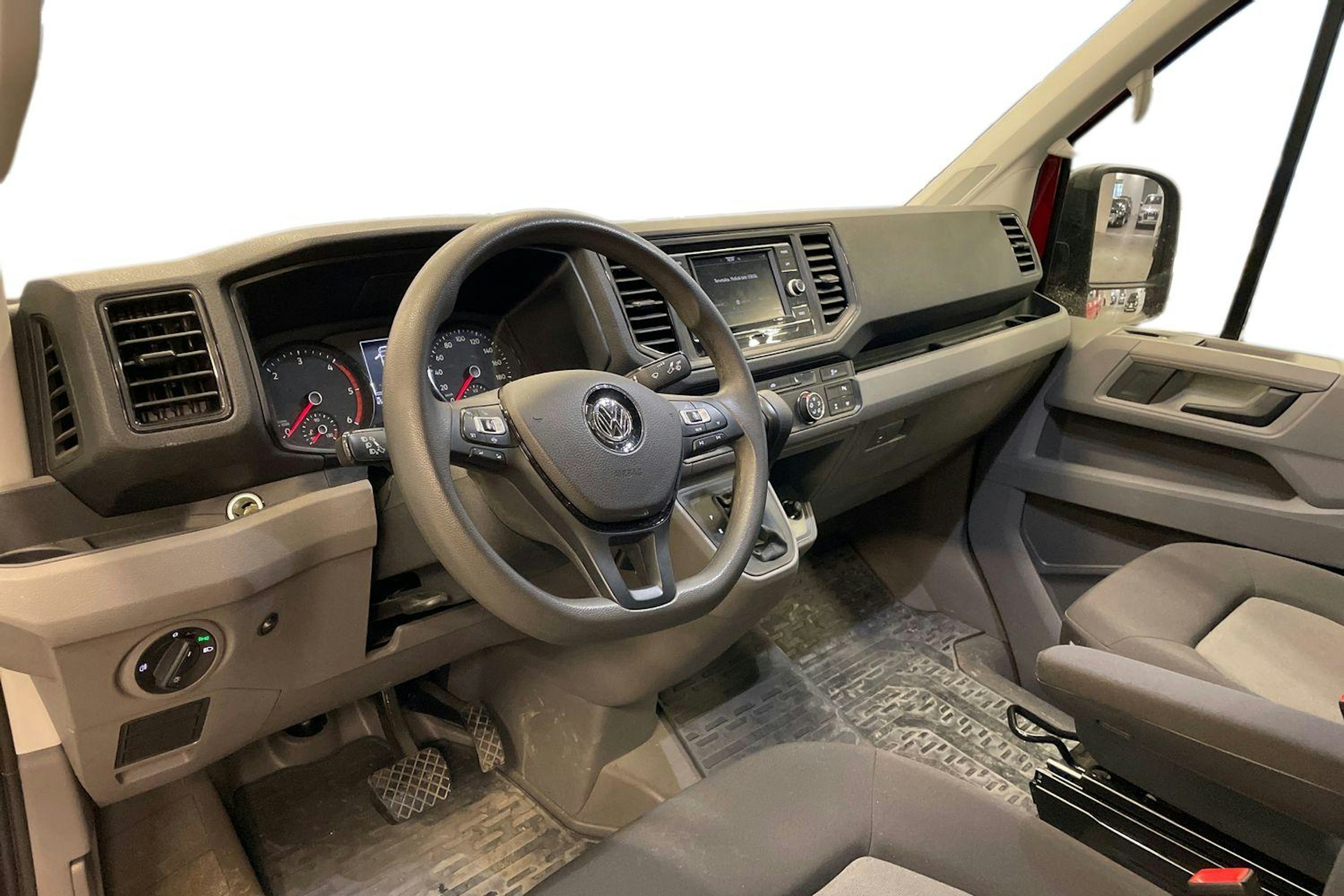 Punainen Volkswagen CRAFTER 2022 kuva 3.