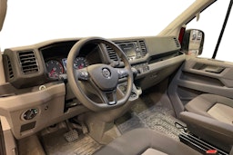 Punainen Volkswagen CRAFTER 2022 kuva 3.