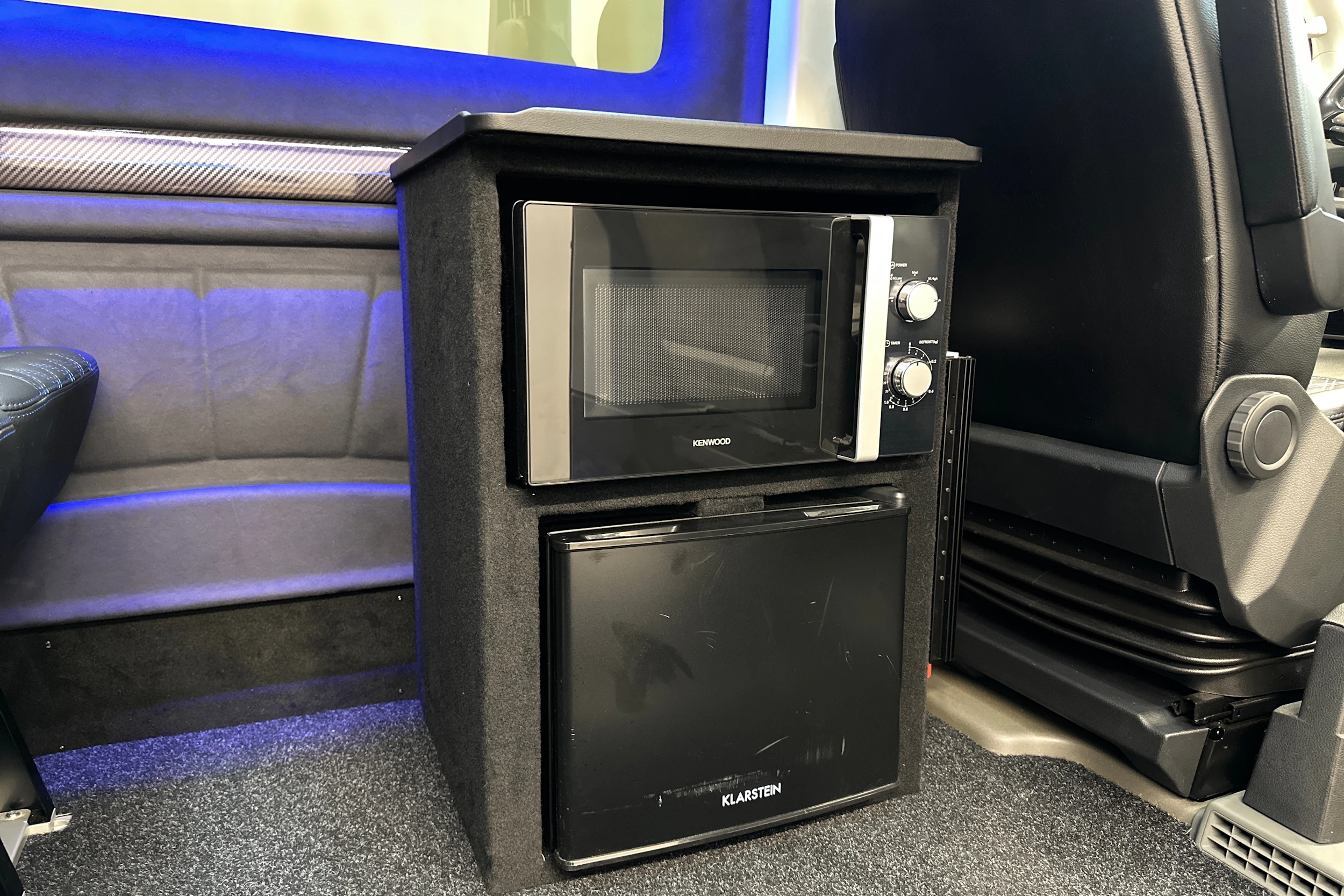 harmaa Volkswagen Crafter 2022 kuva 13.