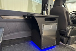 musta Volkswagen Crafter 2022 kuva 17.