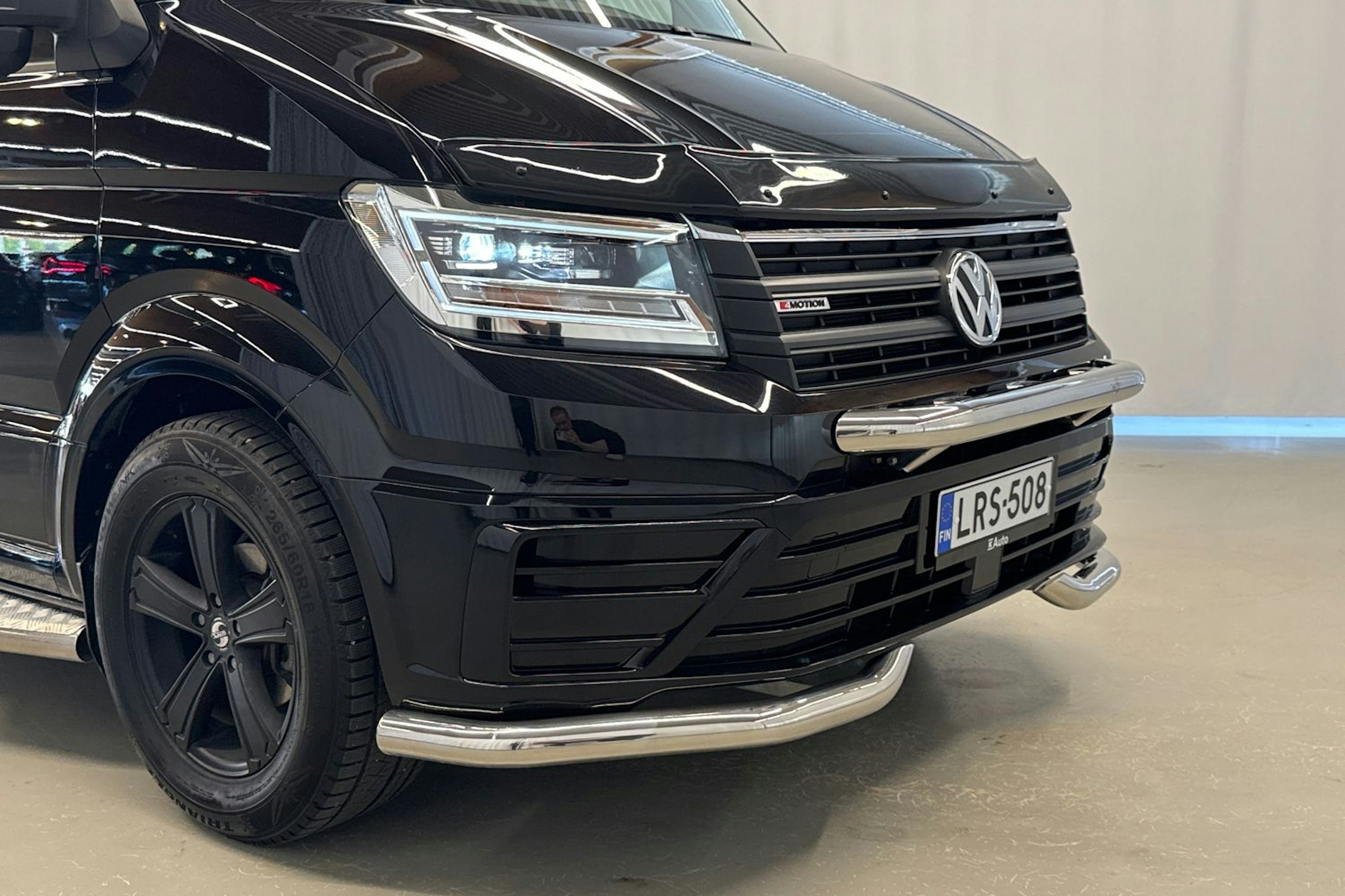 musta Volkswagen Crafter 2022 kuva 30.