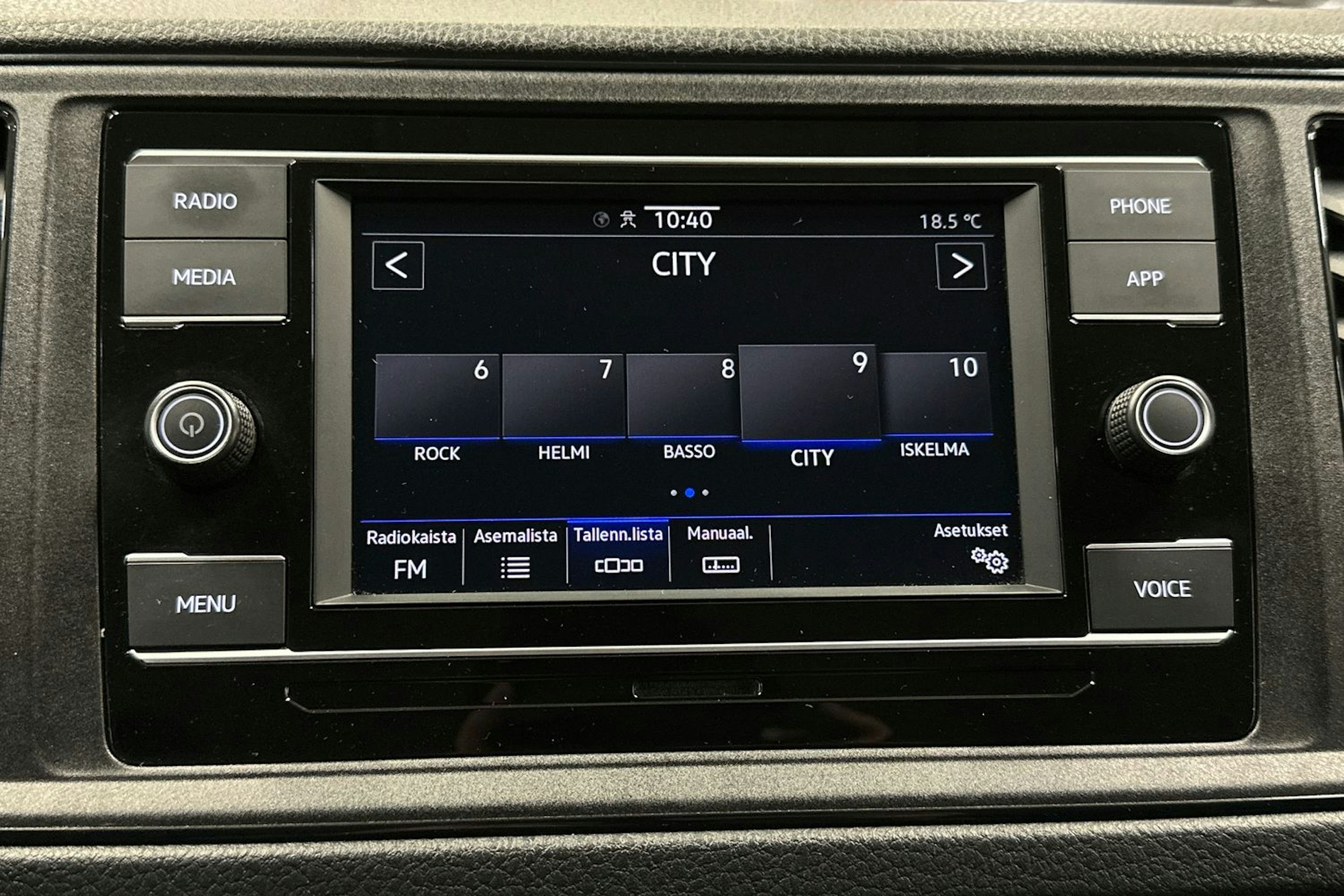 valkoinen Volkswagen Crafter 2022 kuva 18.