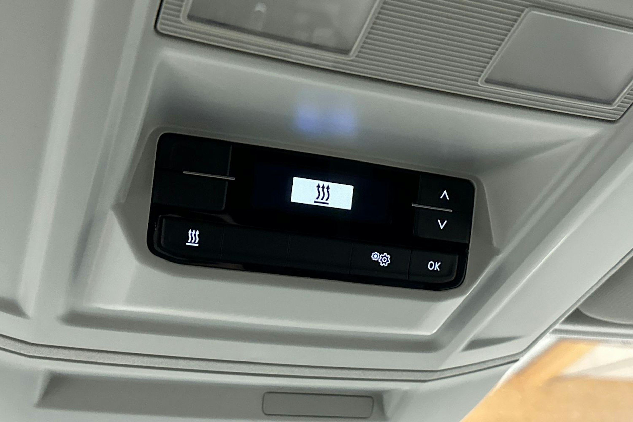 valkoinen Volkswagen Crafter 2022 kuva 25.