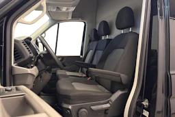 musta Volkswagen Crafter 2022 kuva 7.