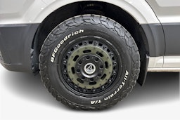 valkoinen Volkswagen Crafter 2022 kuva 12.