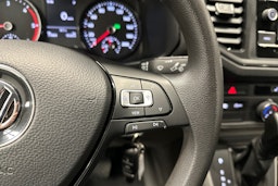 valkoinen Volkswagen Crafter 2022 kuva 17.