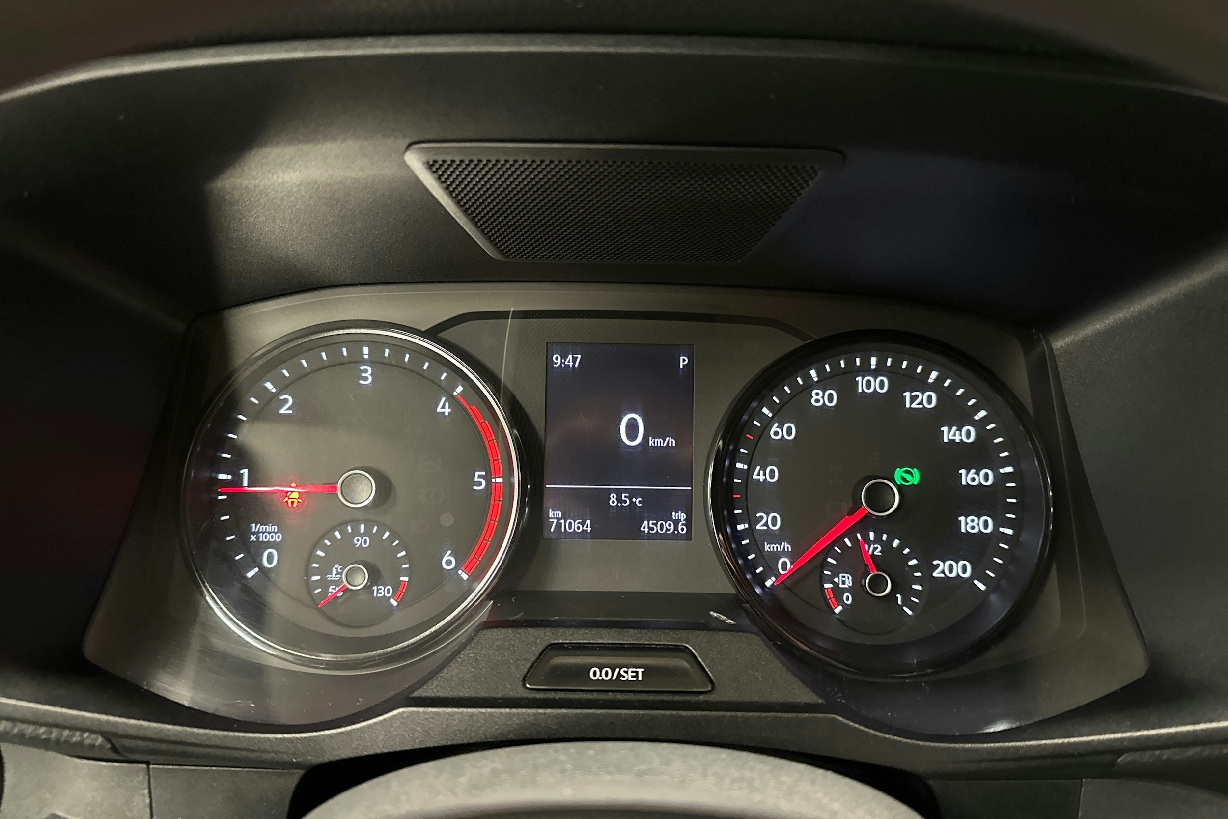 valkoinen Volkswagen Crafter 2022 kuva 18.