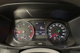 valkoinen Volkswagen Crafter 2022 kuva 18.