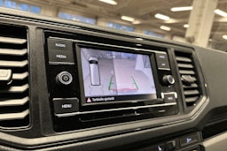 valkoinen Volkswagen Crafter 2022 kuva 19.