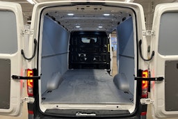 valkoinen Volkswagen Crafter 2022 kuva 27.