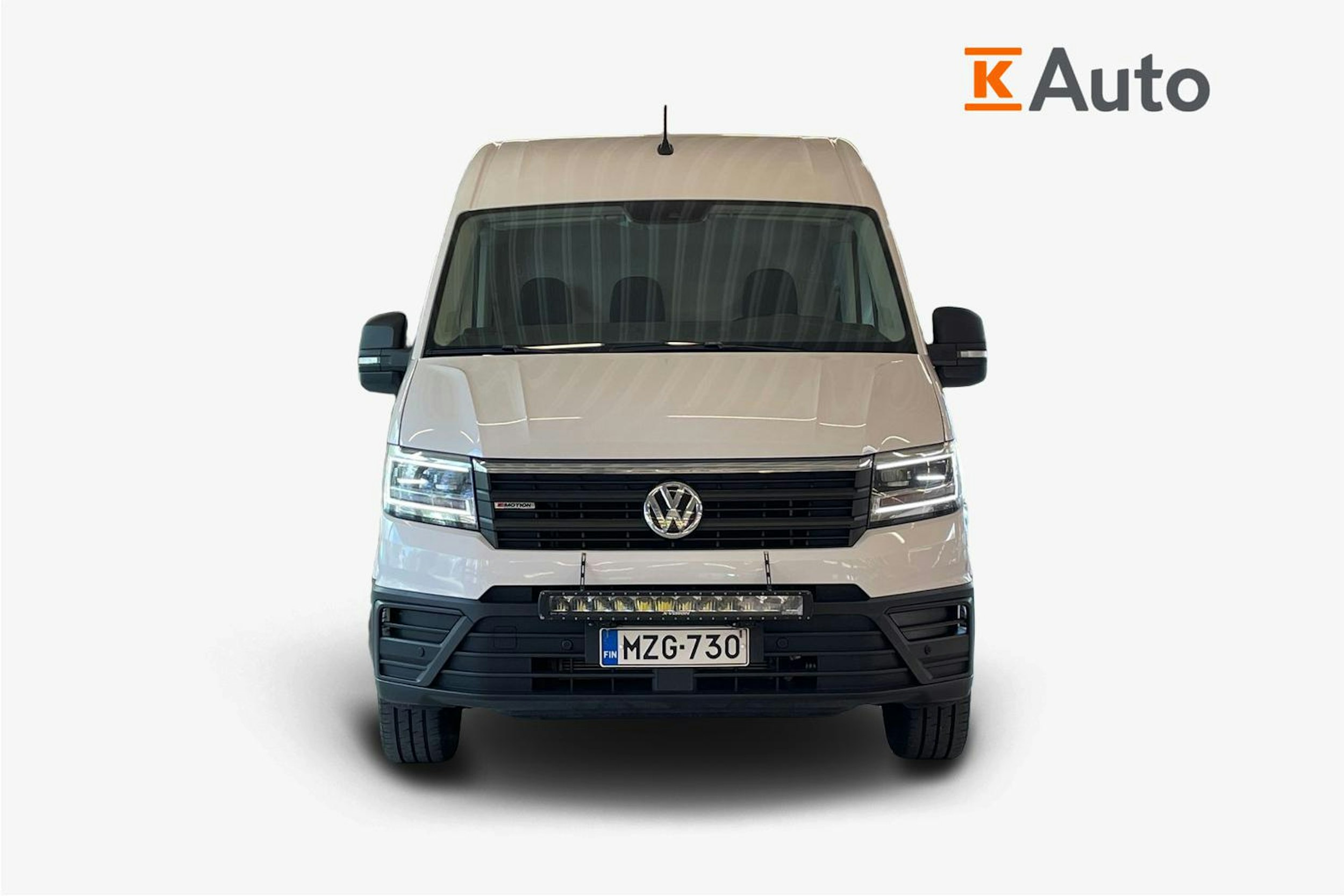 Valkoinen Volkswagen CRAFTER 2022 kuva 4.