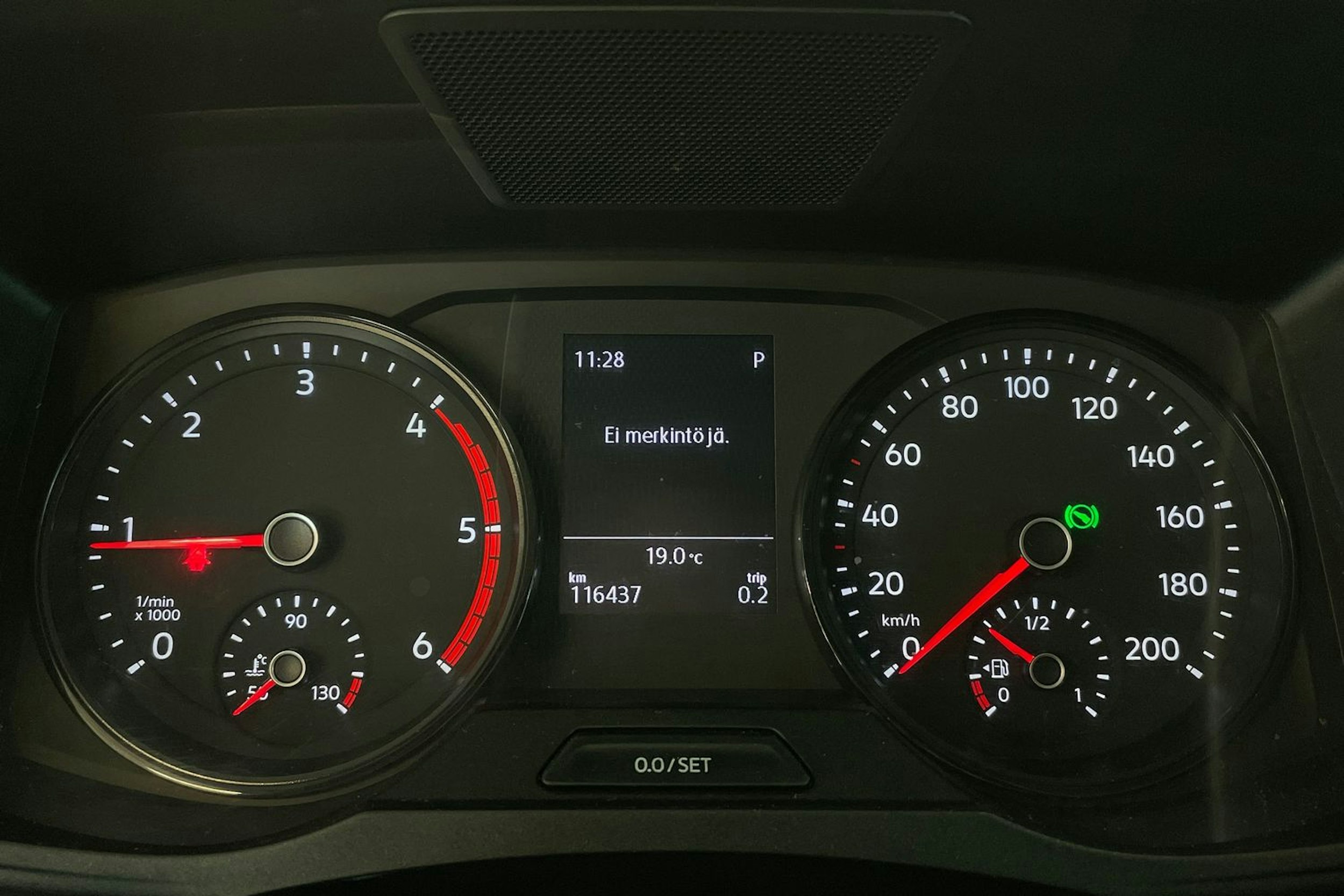 Valkoinen Volkswagen CRAFTER 2022 kuva 10.