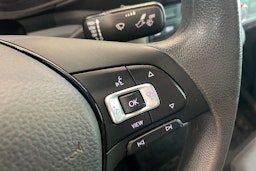 Valkoinen Volkswagen CRAFTER 2022 kuva 12.
