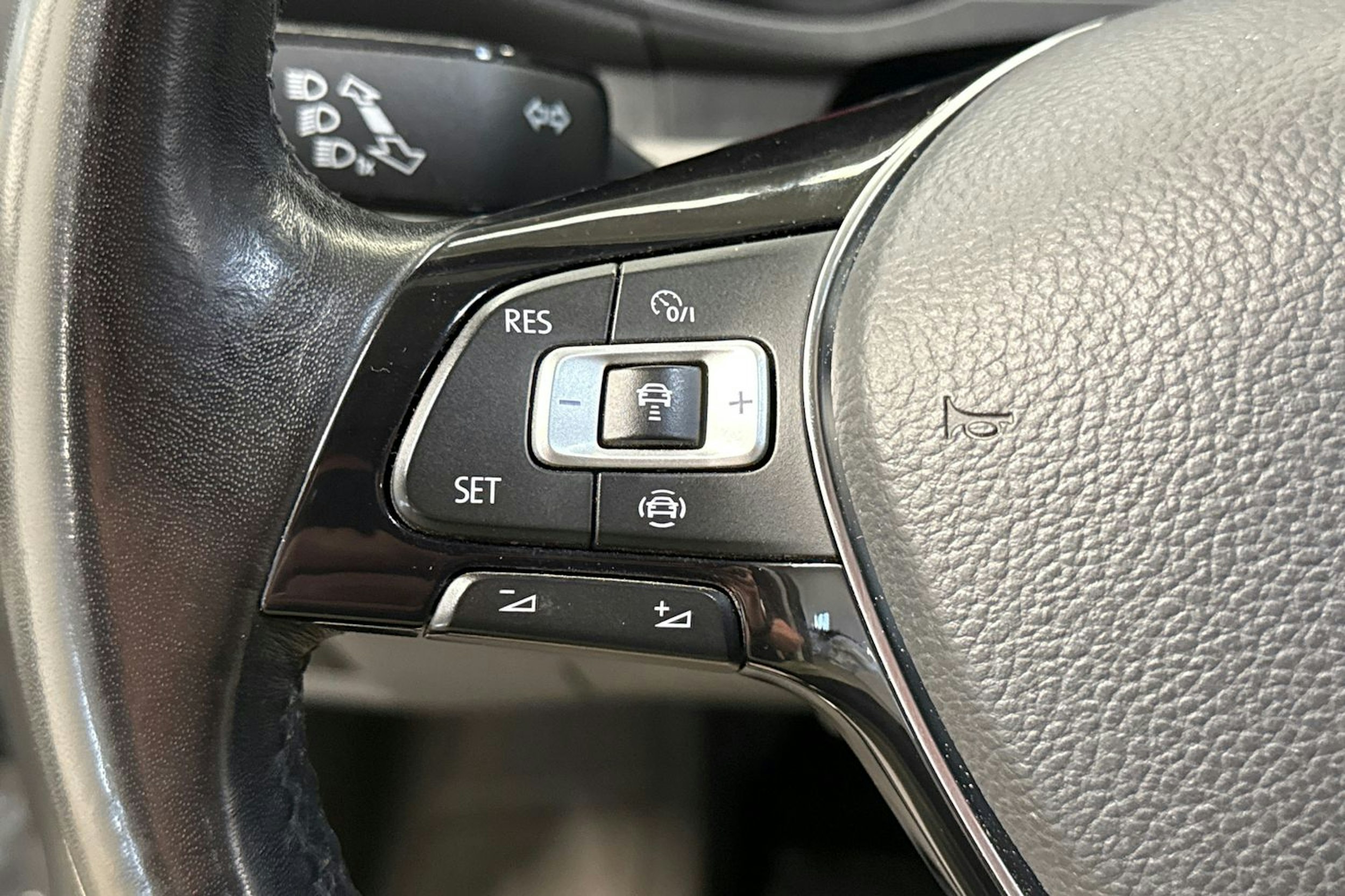 harmaa Volkswagen Crafter 2022 kuva 22.