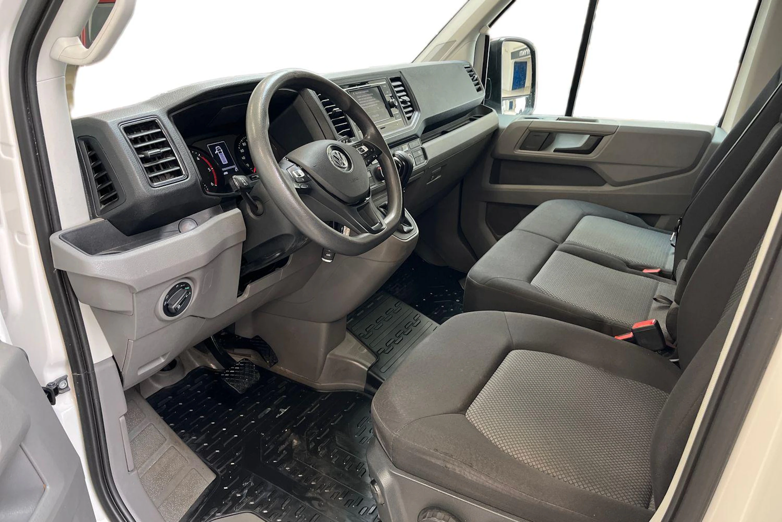valkoinen Volkswagen Crafter 2022 kuva 8.