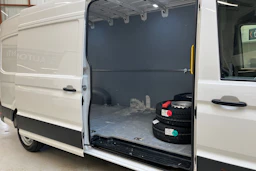 valkoinen Volkswagen Crafter 2022 kuva 13.
