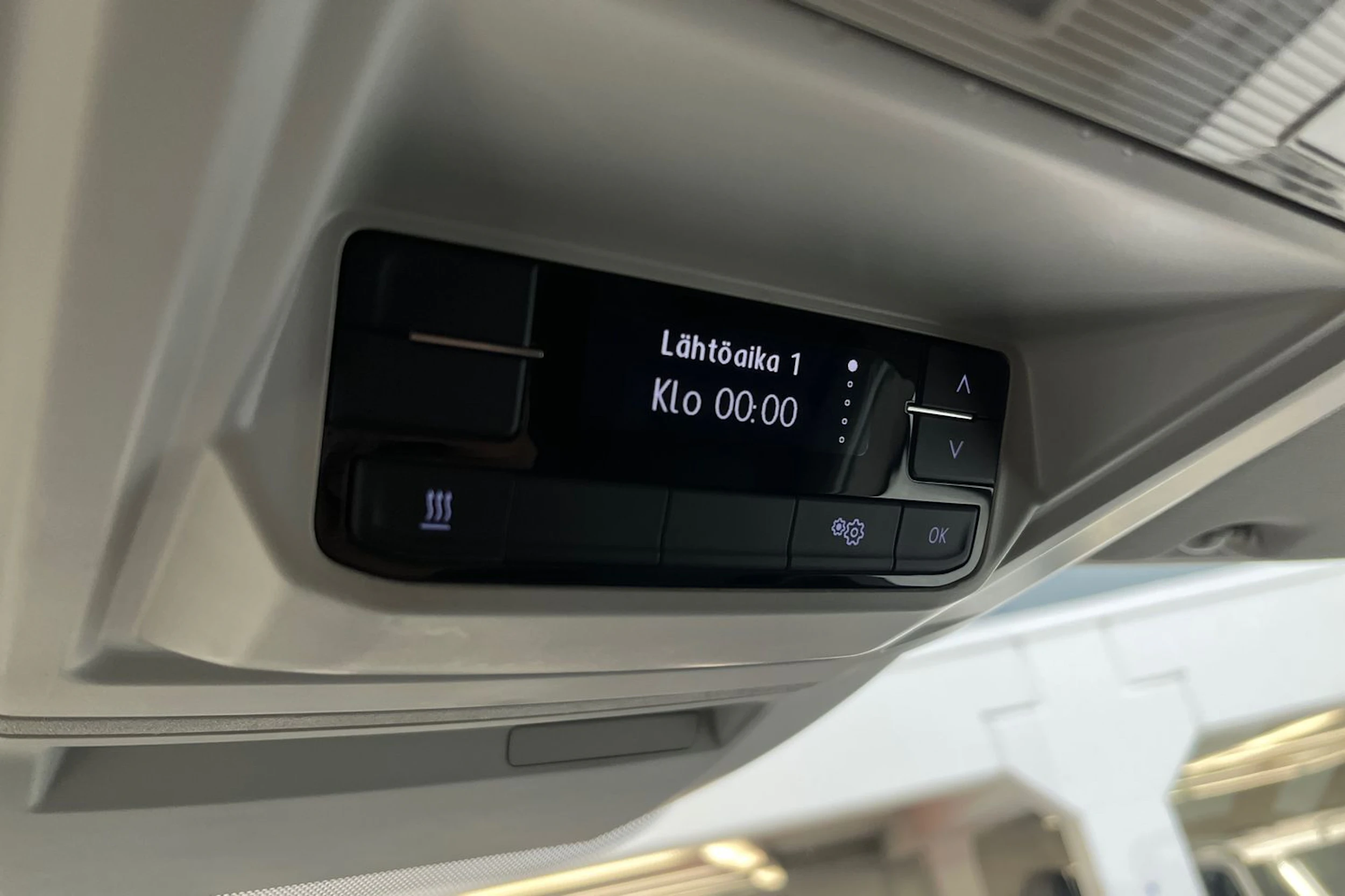 valkoinen Volkswagen Crafter 2022 kuva 20.
