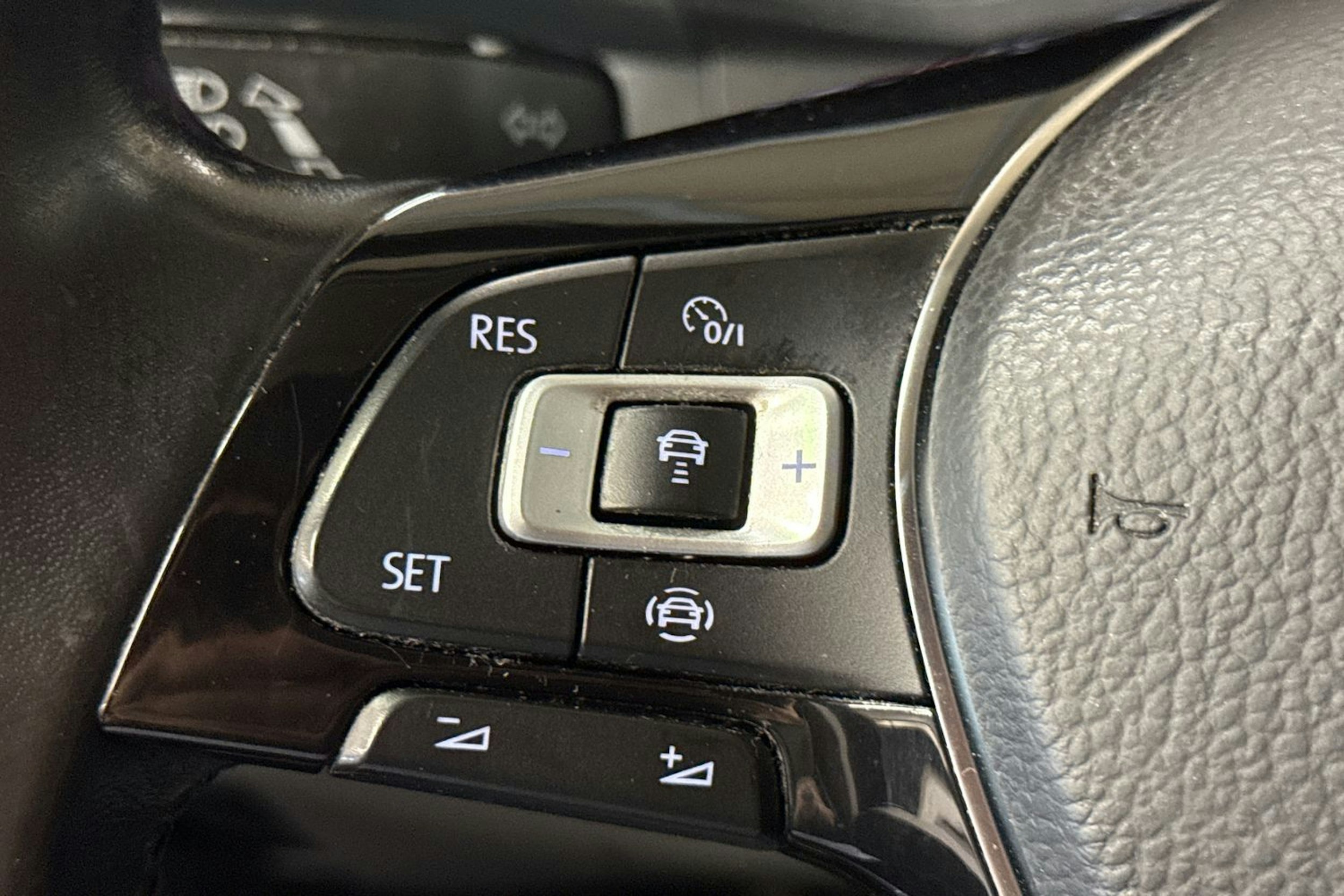 musta Volkswagen Crafter 2022 kuva 22.