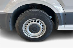 Valkoinen Volkswagen CRAFTER 2022 kuva 9.