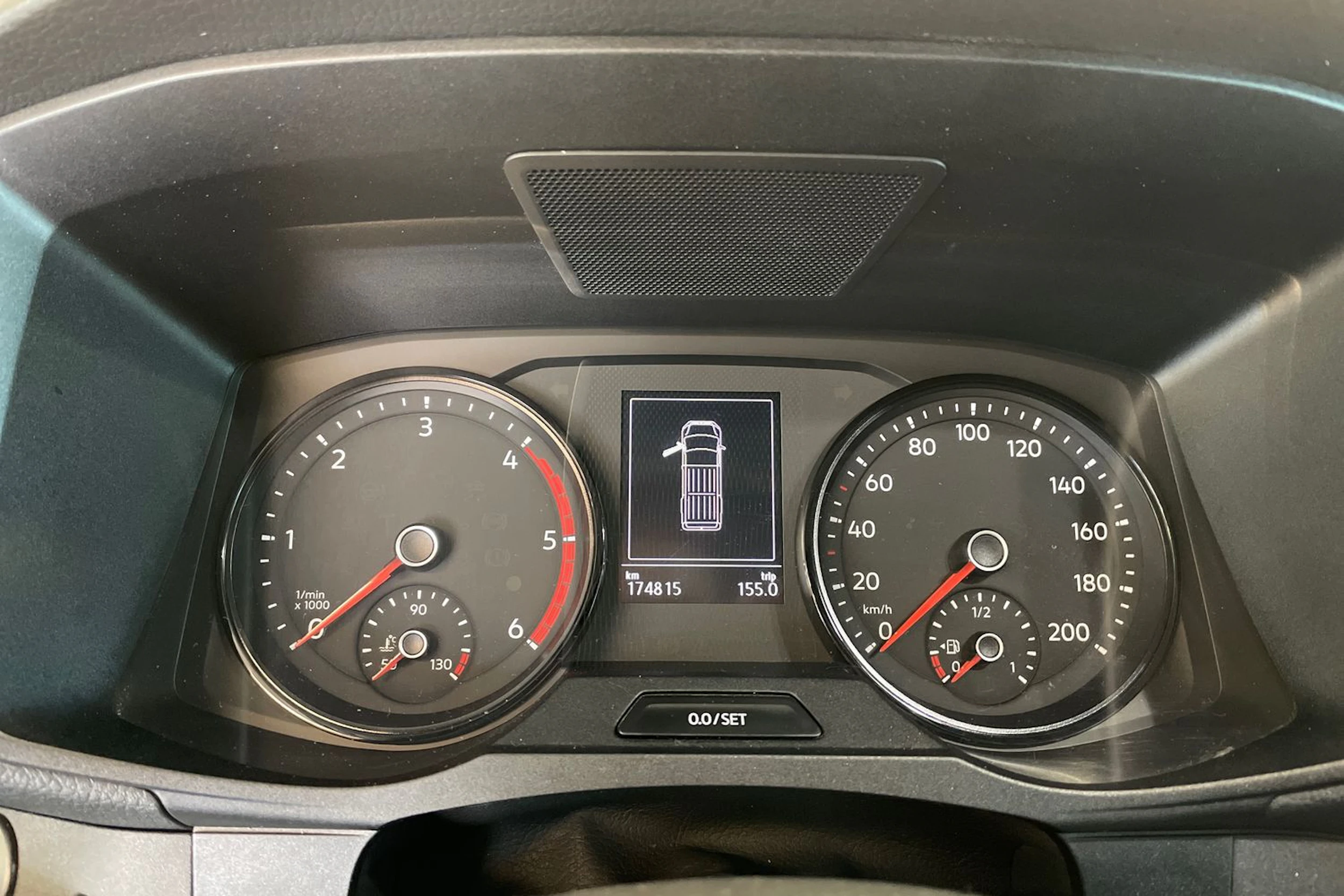 Valkoinen Volkswagen CRAFTER 2022 kuva 10.