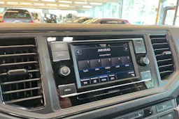 Valkoinen Volkswagen CRAFTER 2022 kuva 11.