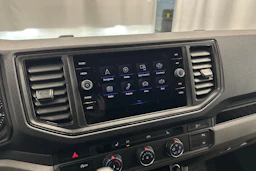 musta Volkswagen Crafter 2022 kuva 17.