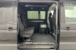 musta Volkswagen Crafter 2022 kuva 22.