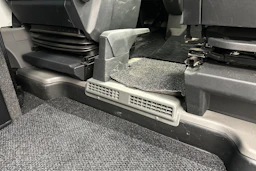 musta Volkswagen Crafter 2022 kuva 27.