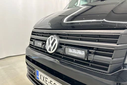 musta Volkswagen Crafter 2022 kuva 31.