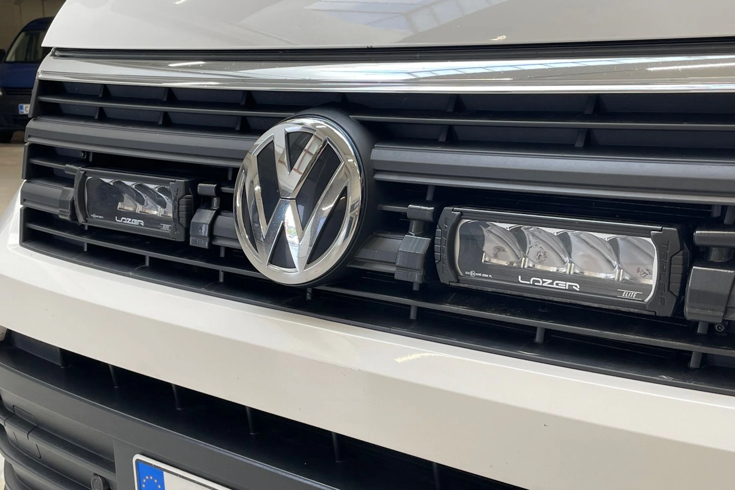 valkoinen Volkswagen Crafter 2023 kuva 27.